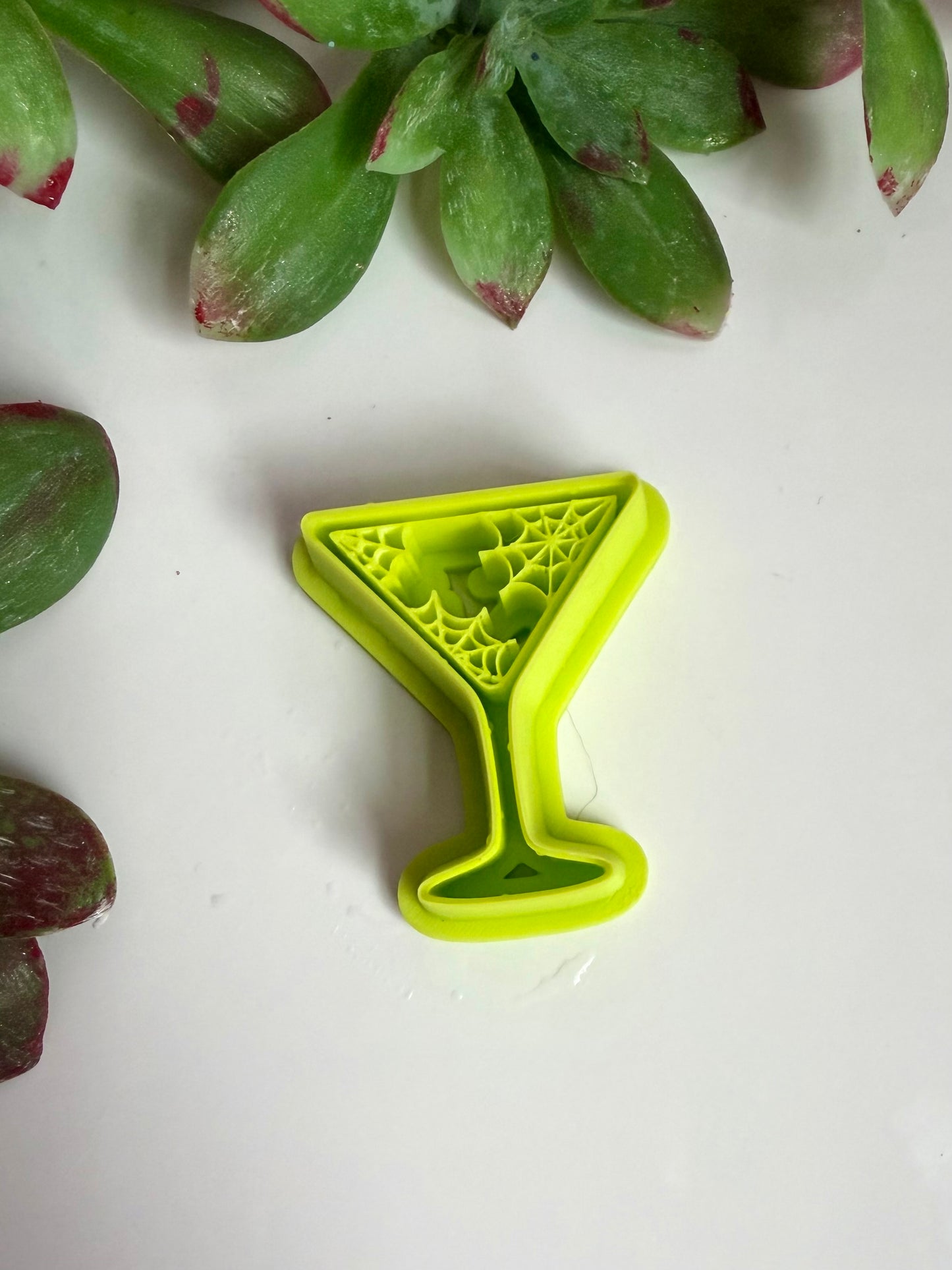 Spiderweb Martini Cutter