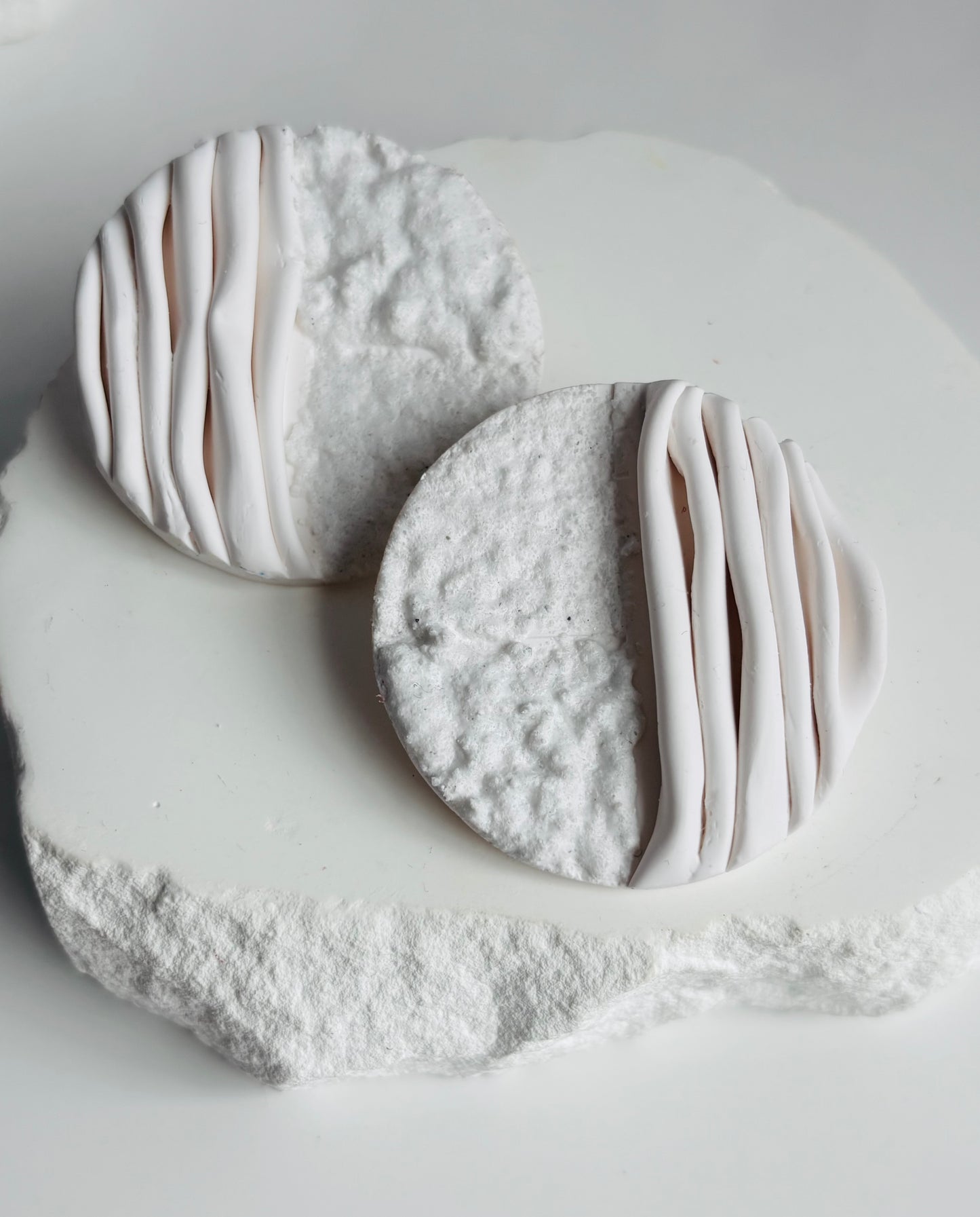 Sculptural Stucco XL Studs