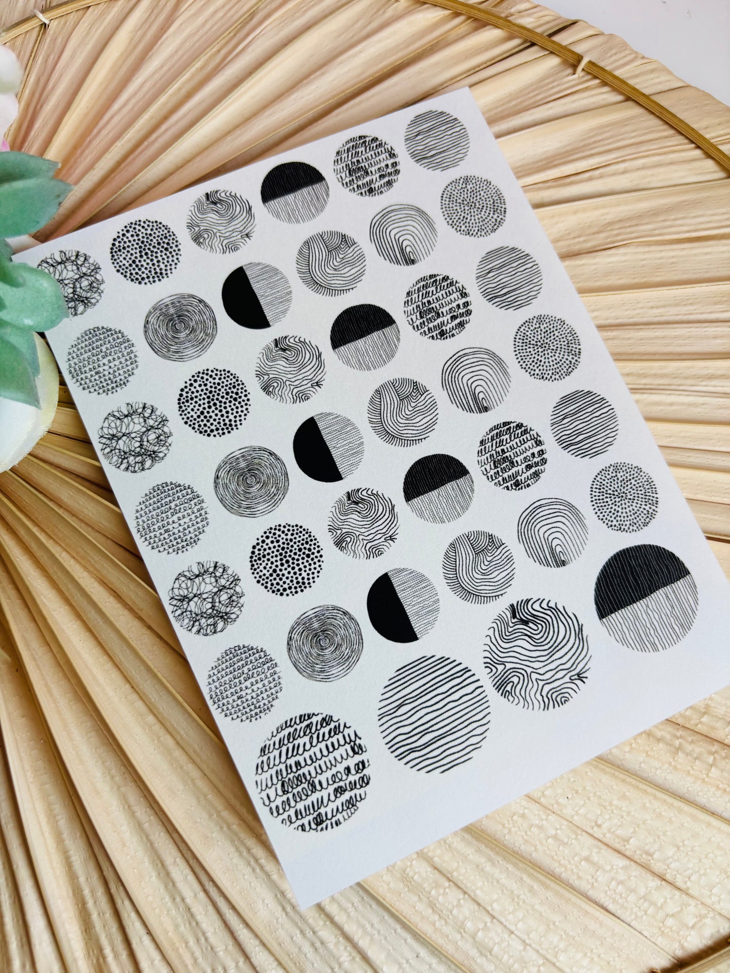 B&W Circles Transfer Paper