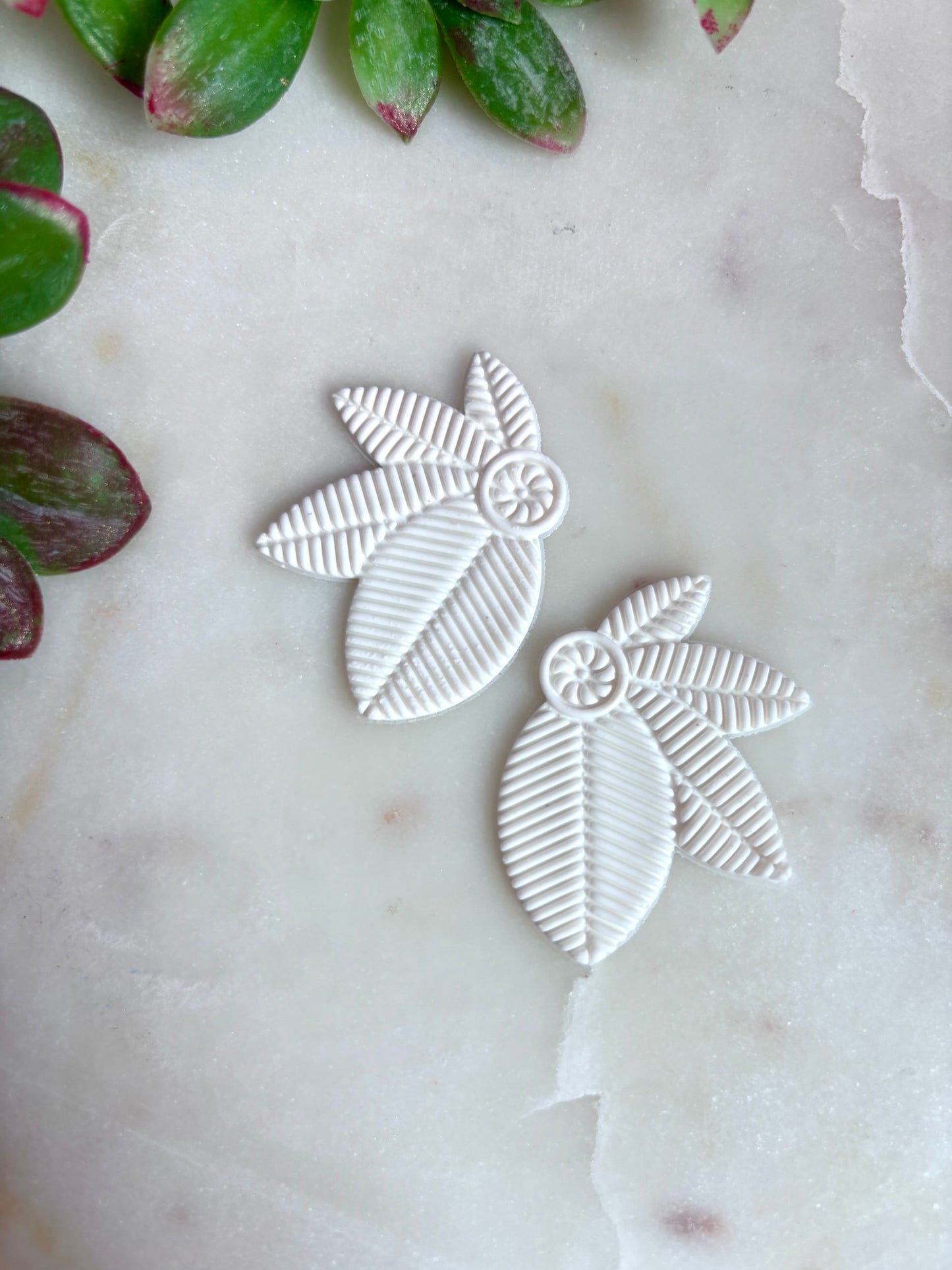 Cascading Leaves Cutter Set