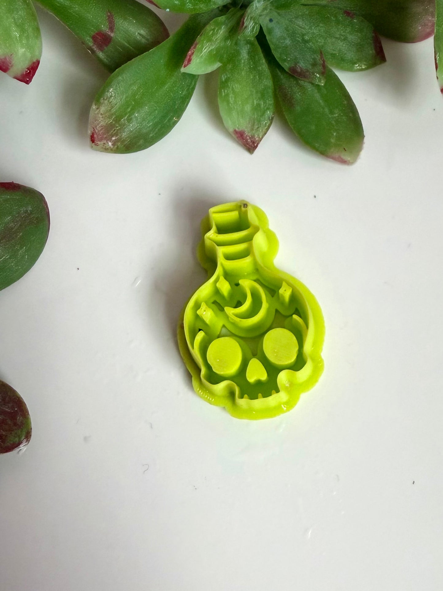 Skull Potion Cutter