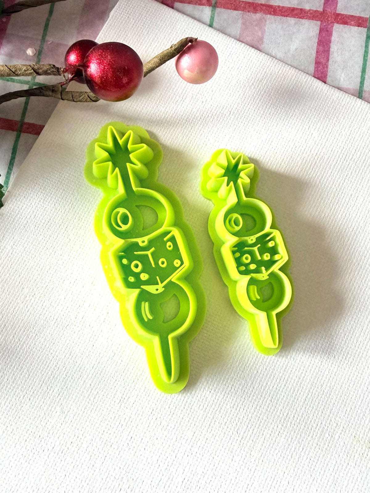MCM Cocktail Skewer Cutters