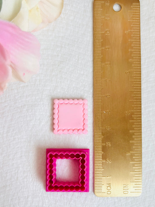 Scalloped Square Cutter