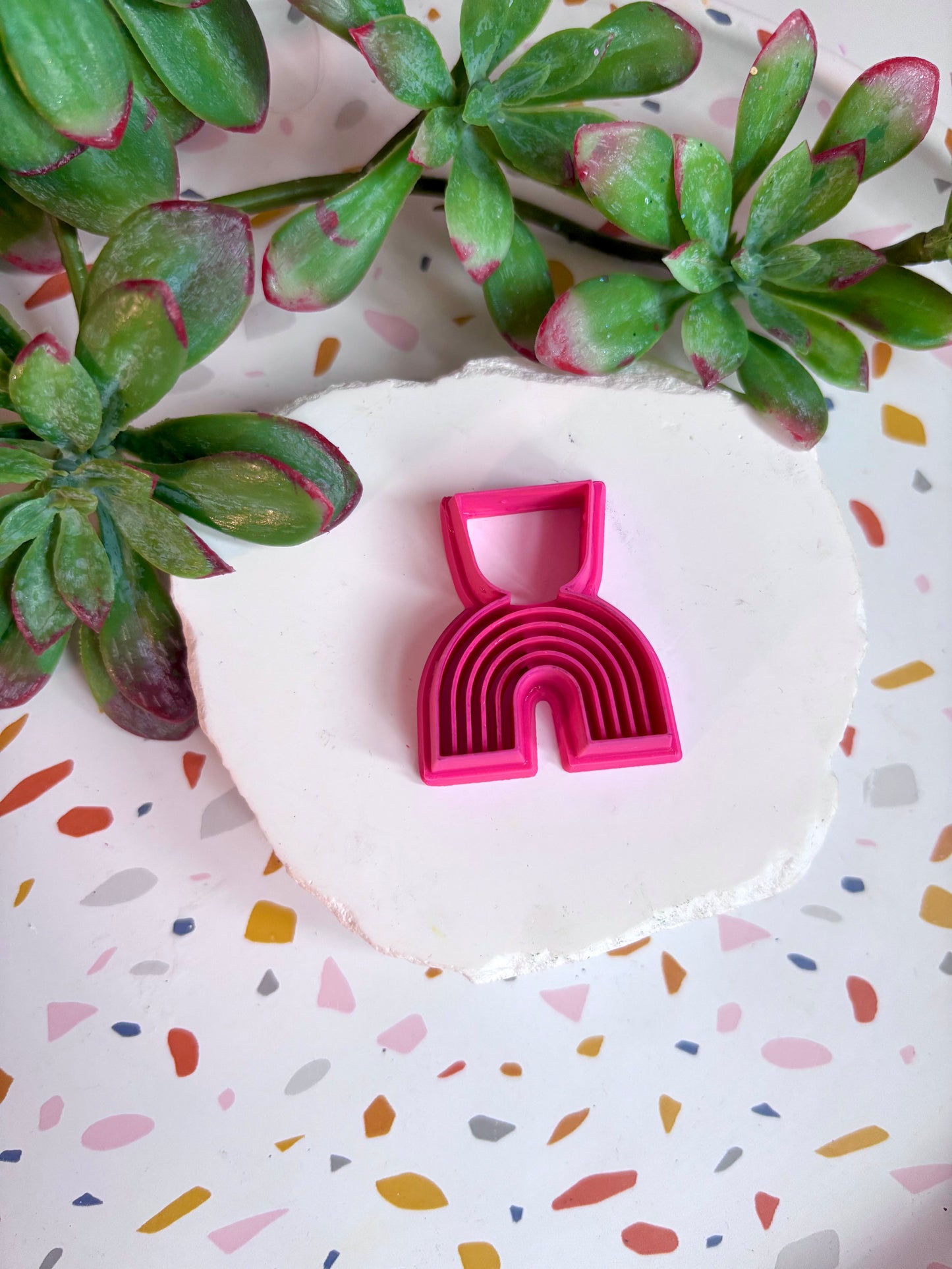 Curved Lines Vase Cutter