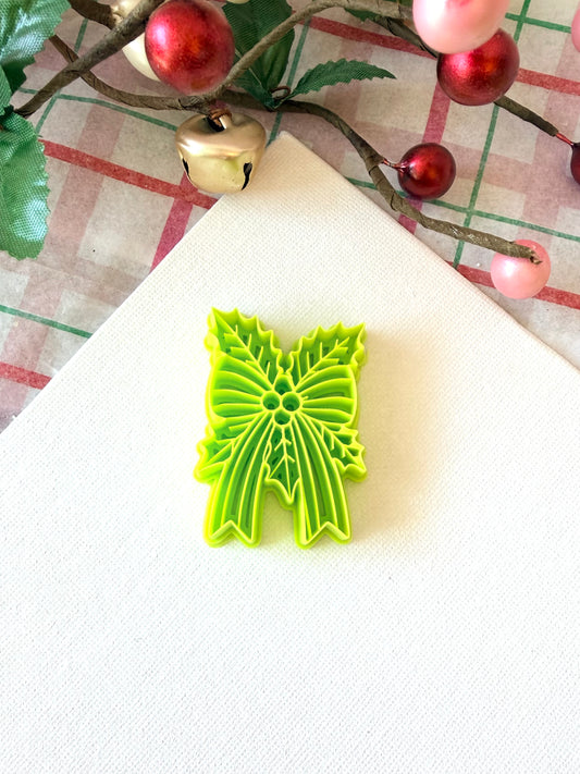 Holly Stripe Bow Cutter