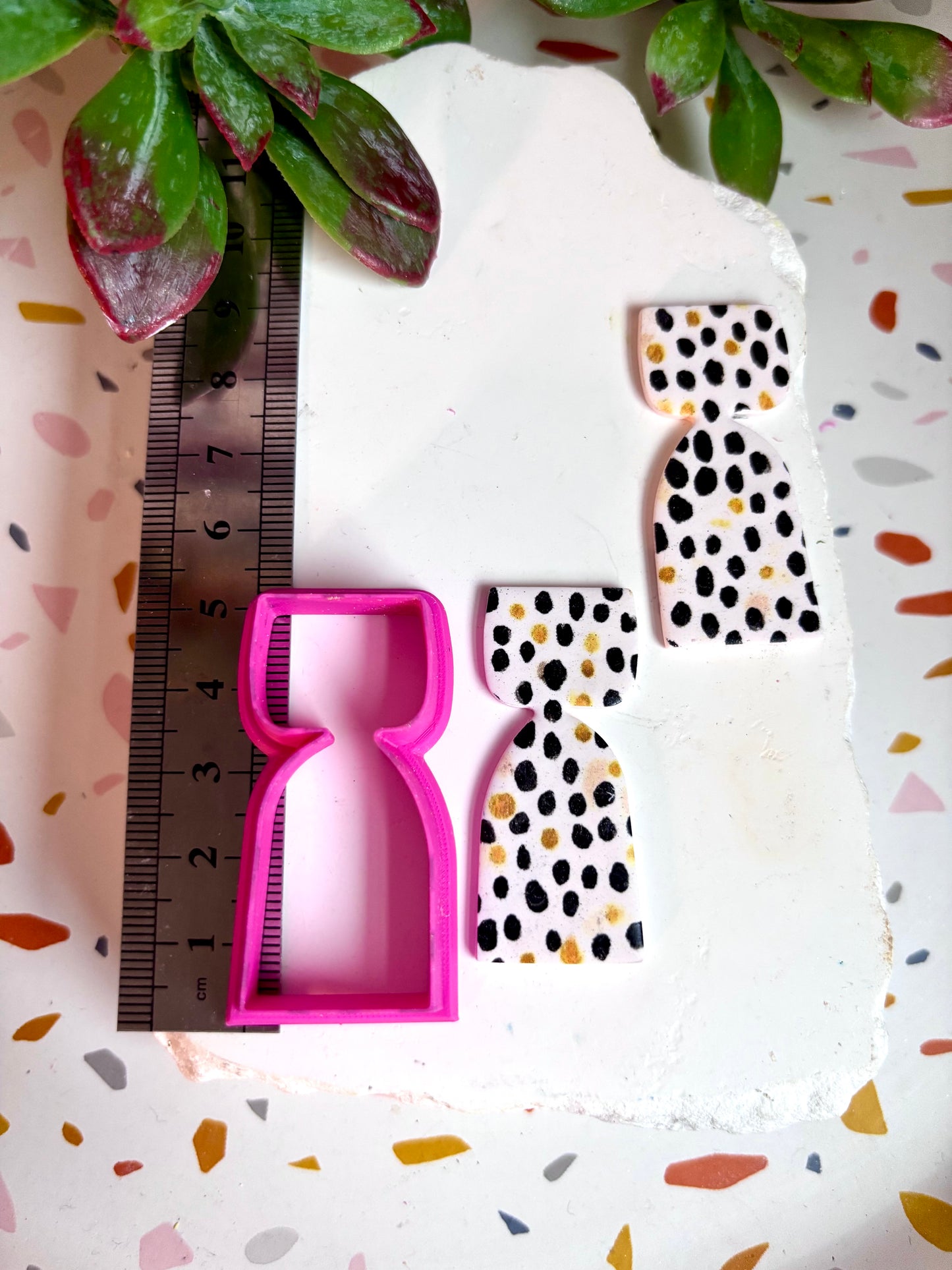 Organic Vase A Cutter