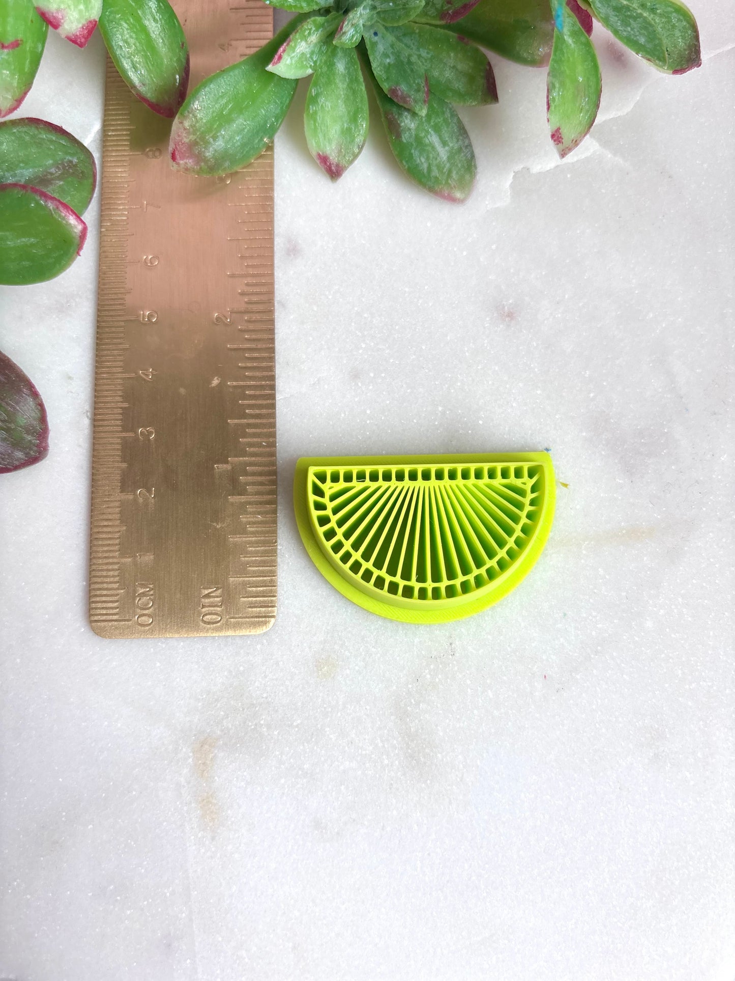 Lined Semicircle Cutter