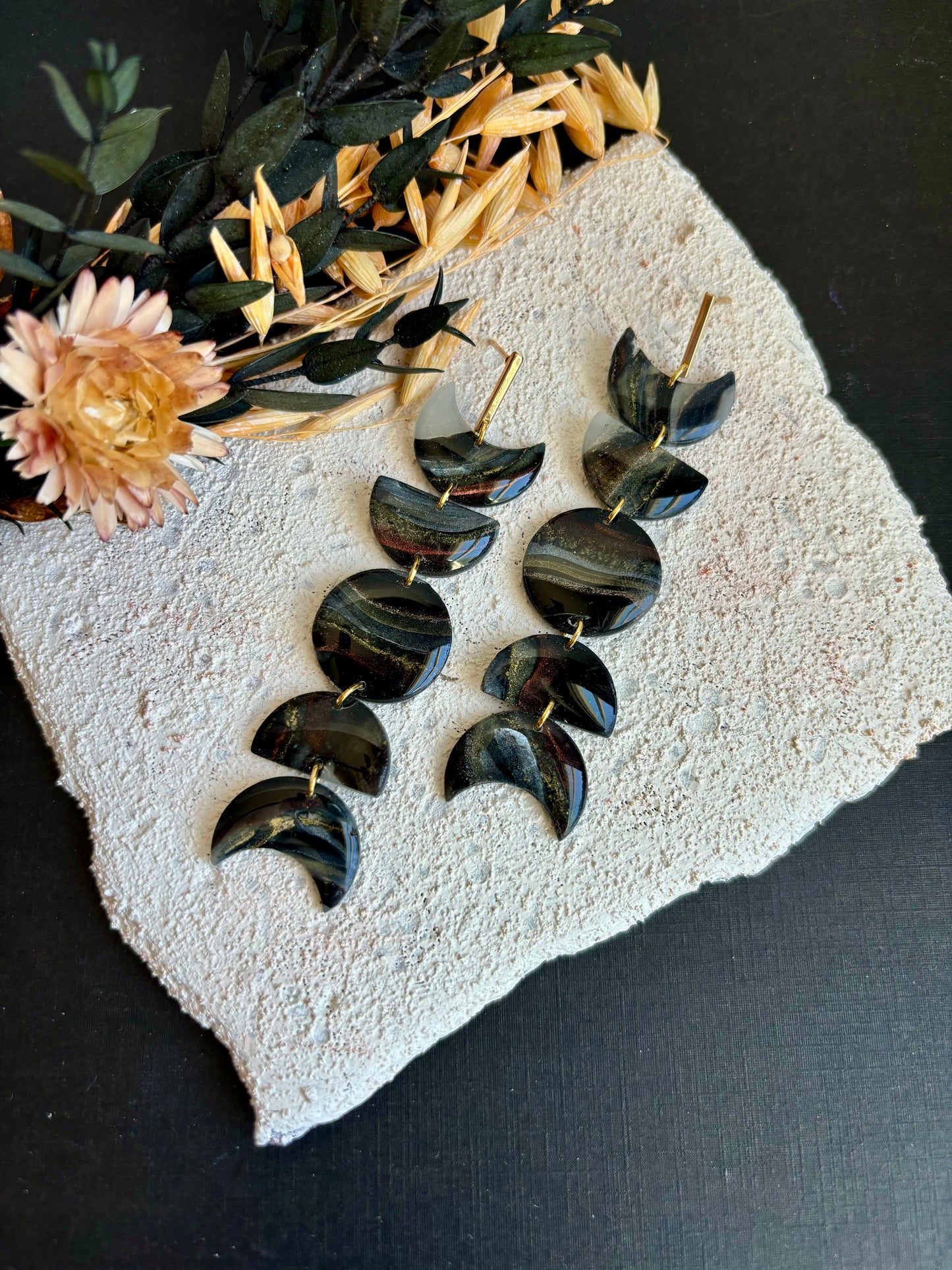 Spellbinding Agate Earrings