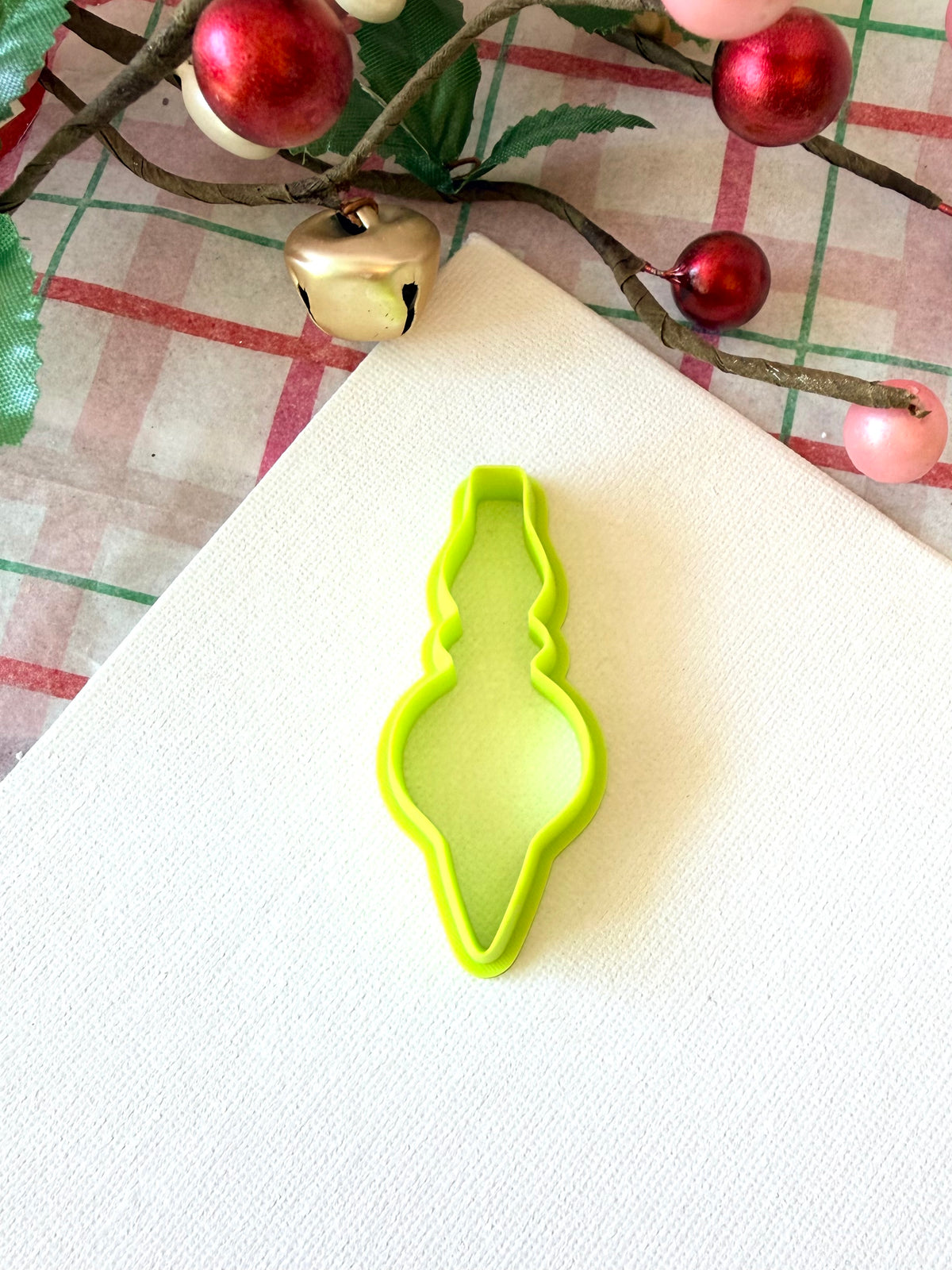 Vintage Ornament Cutter