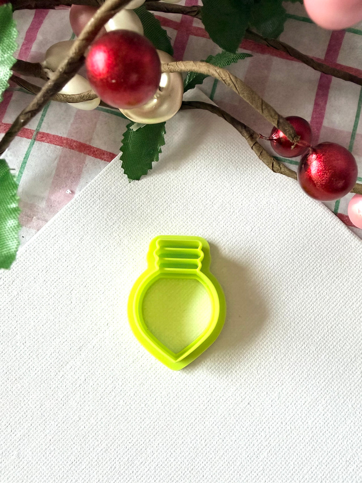 Holiday Bulbs Cutters