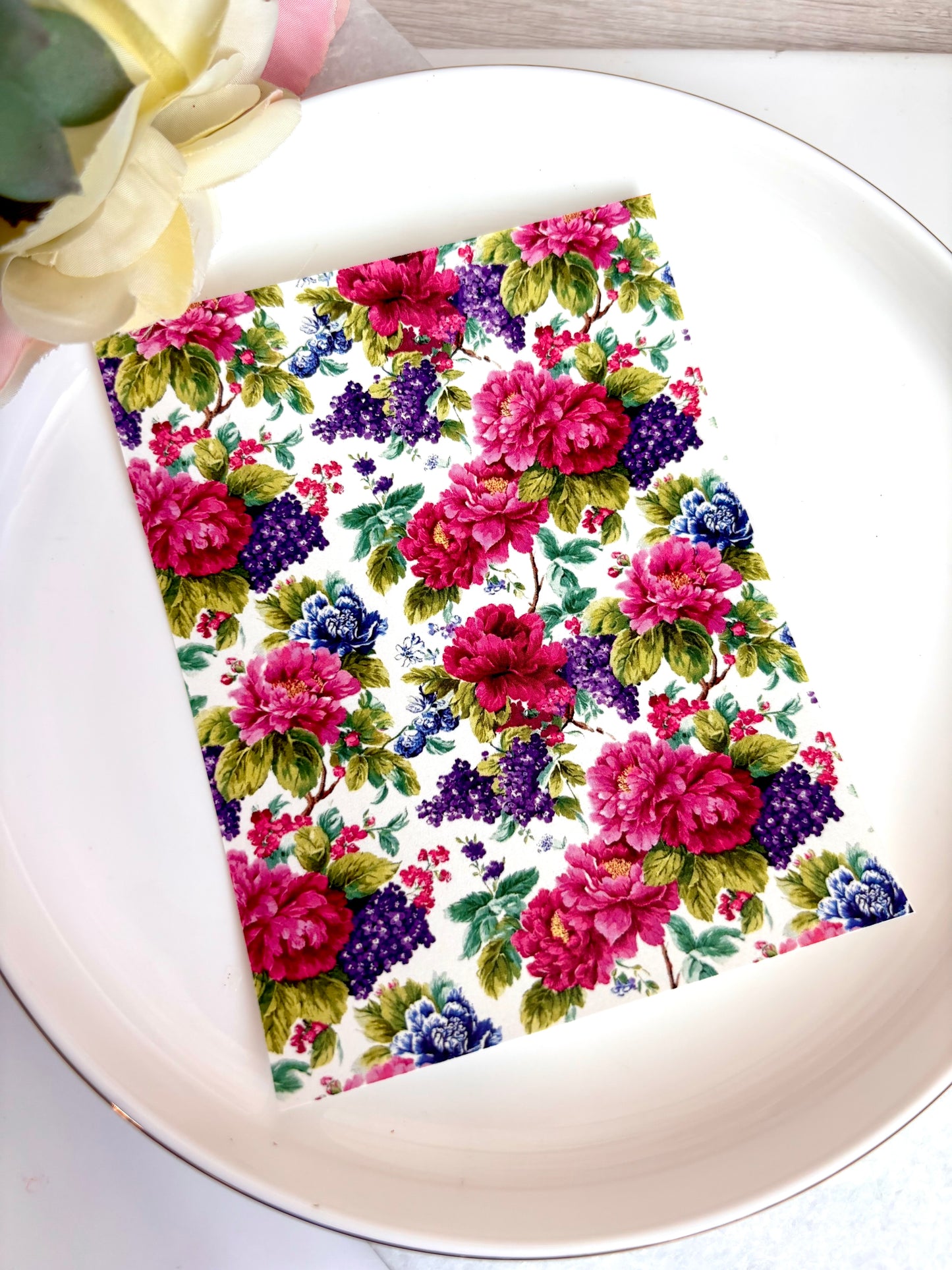 Porcelain Floral G Transfer Paper
