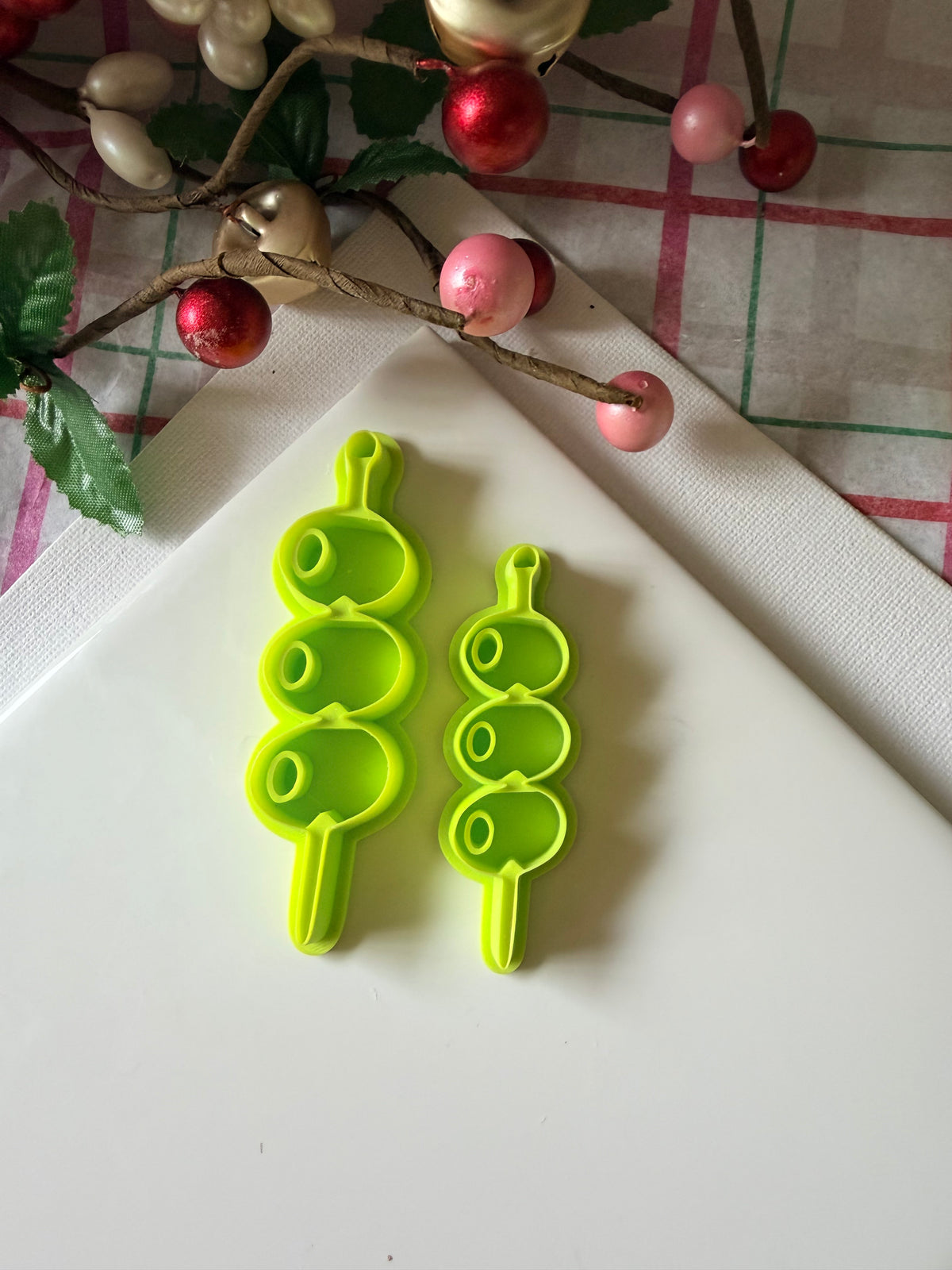 Olive Skewer Cutters