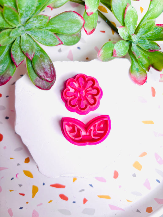 Embossed Flower & Leaf Set