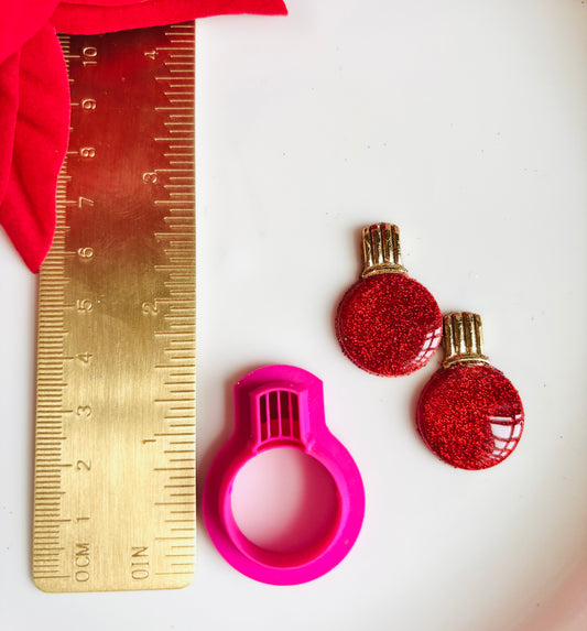 Vintage Bulb A Clay Cutter