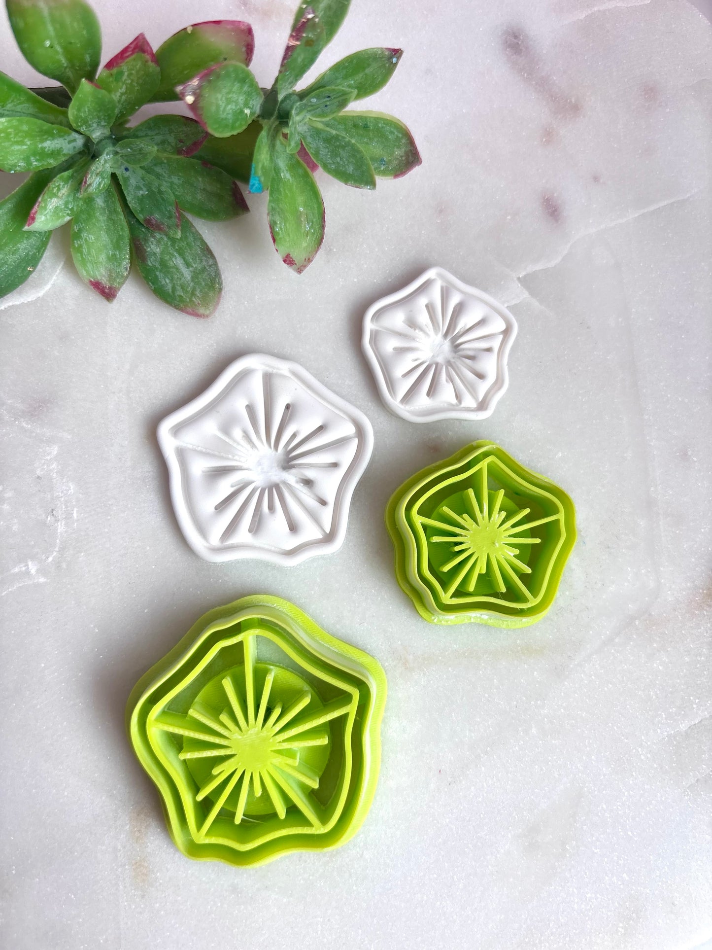 Curvy Burst Cutters