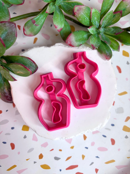 Organic B Vase Cutter