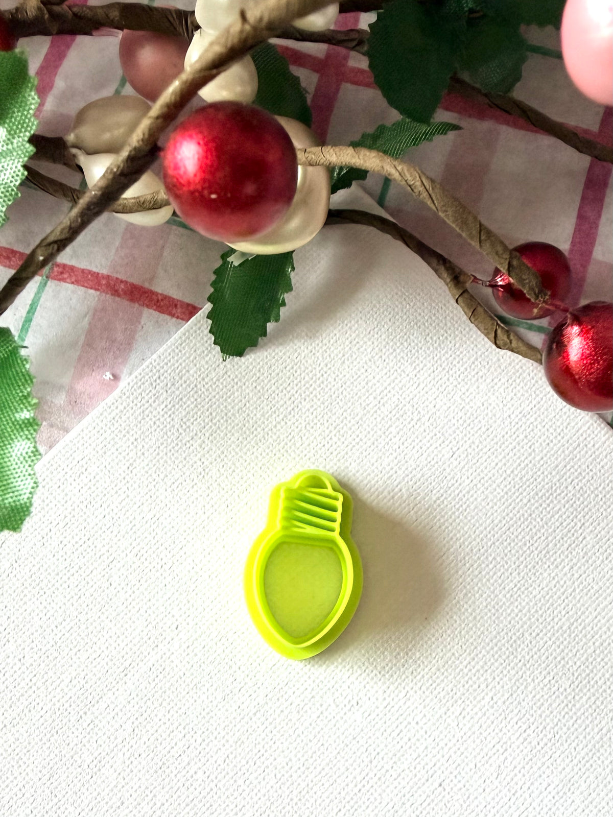 Holiday Bulbs Cutters