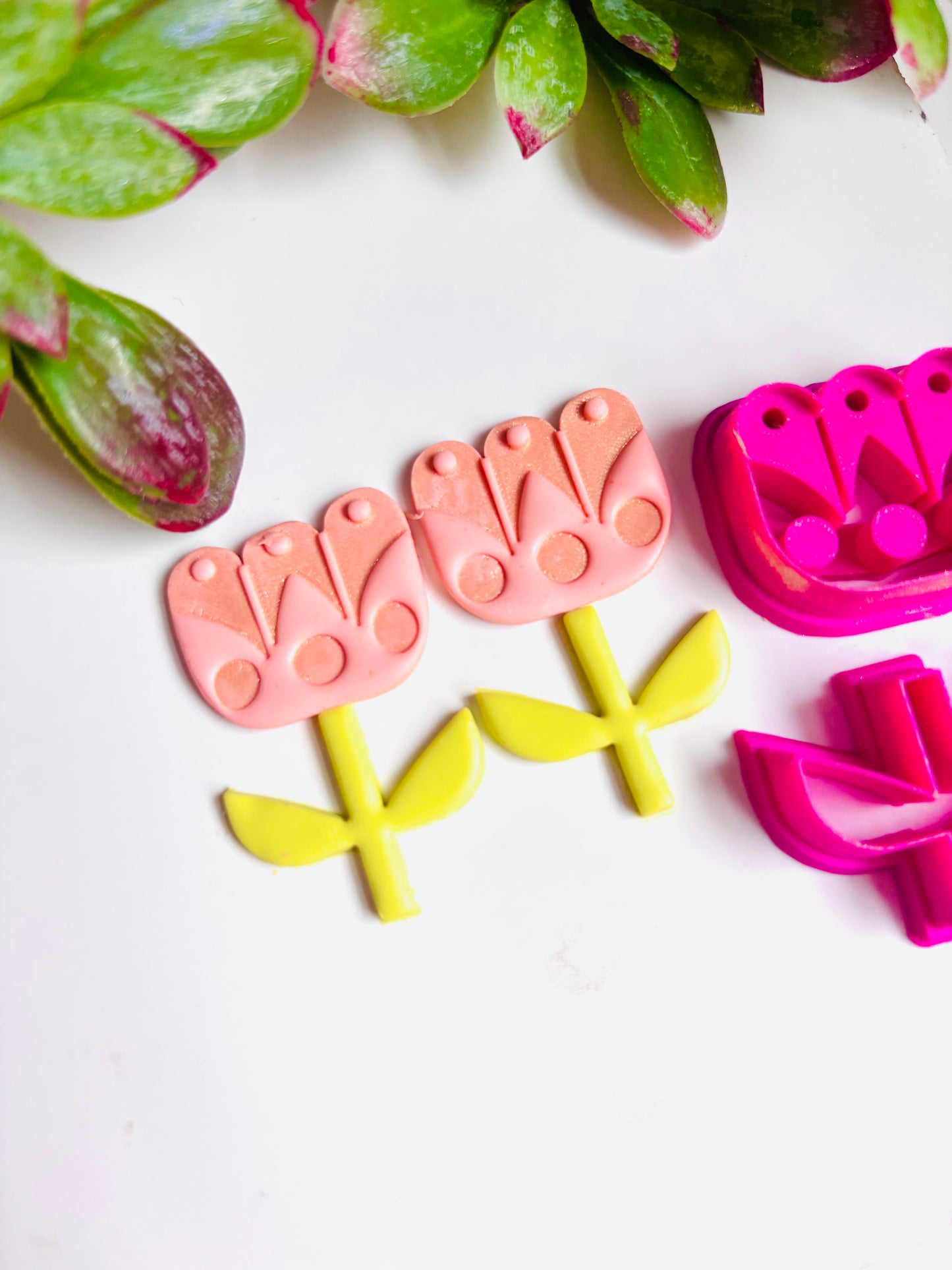 Dotty Flower Cutter Set