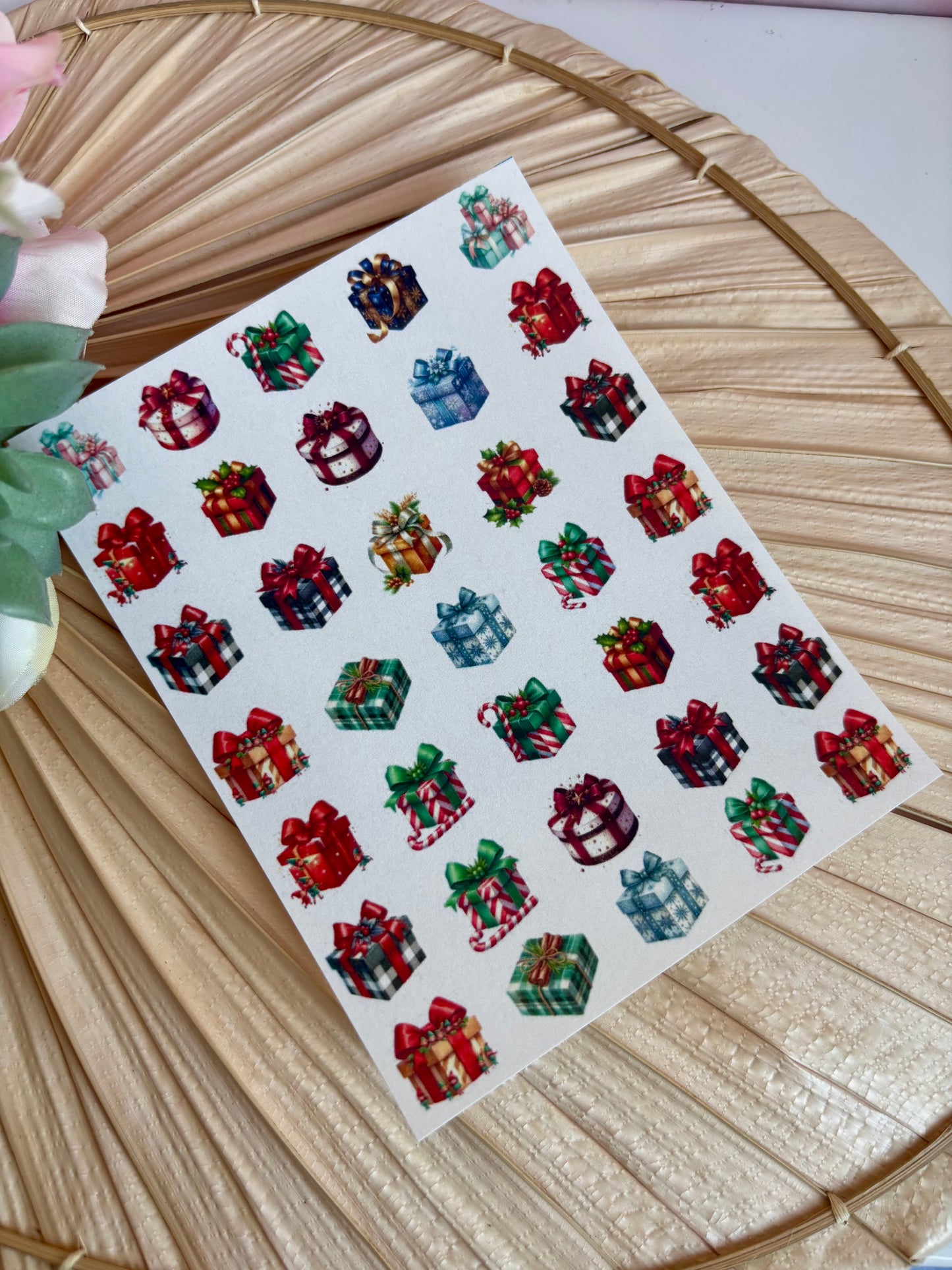 Xmas Gift Charms Transfer Paper