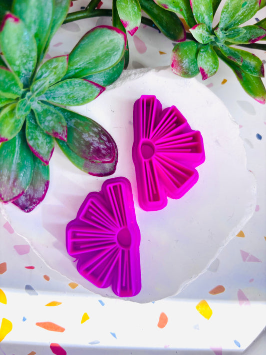 Lined Half Flower Mirrored Cutters