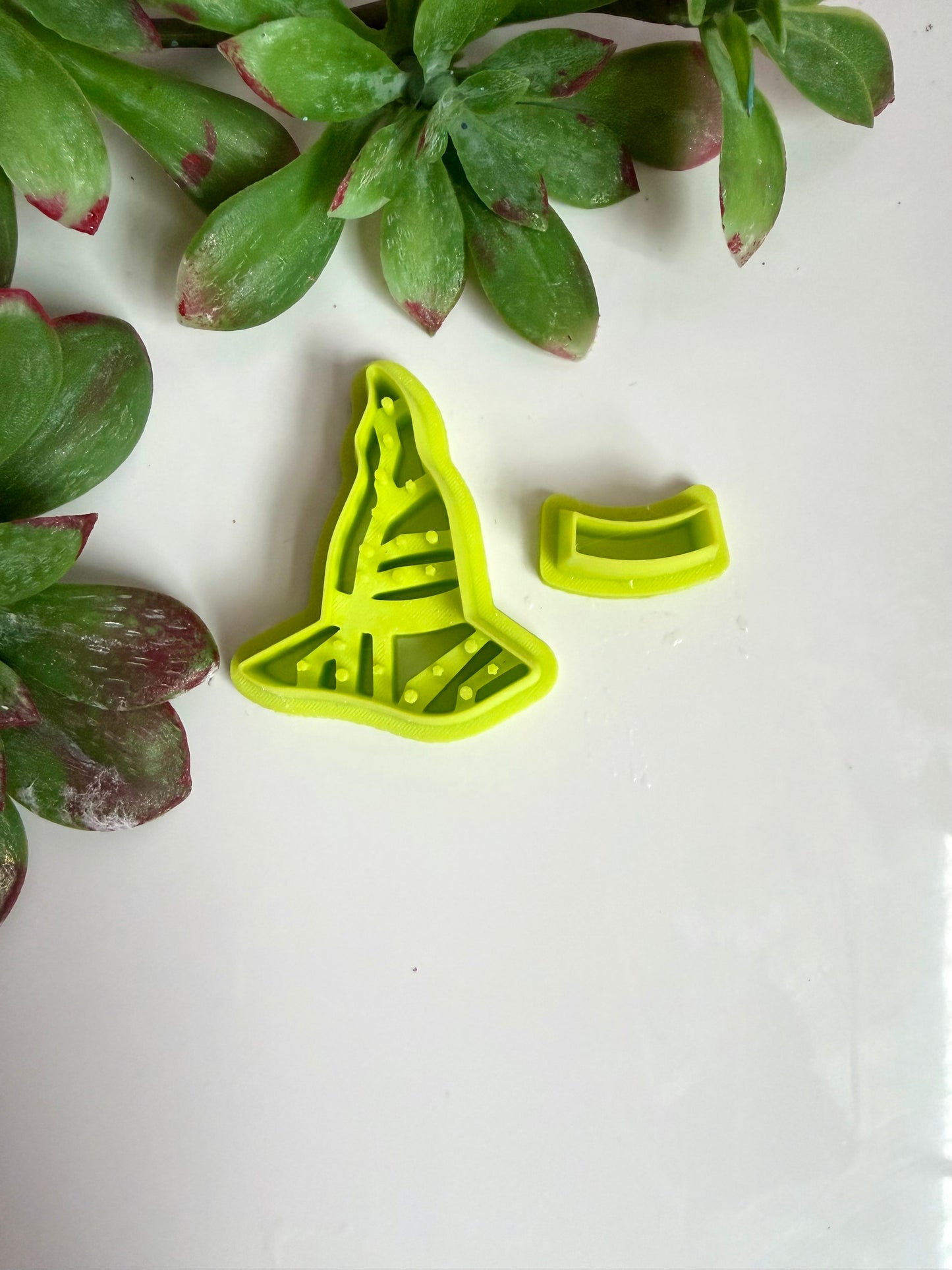 Starry Witch Hat Cutter