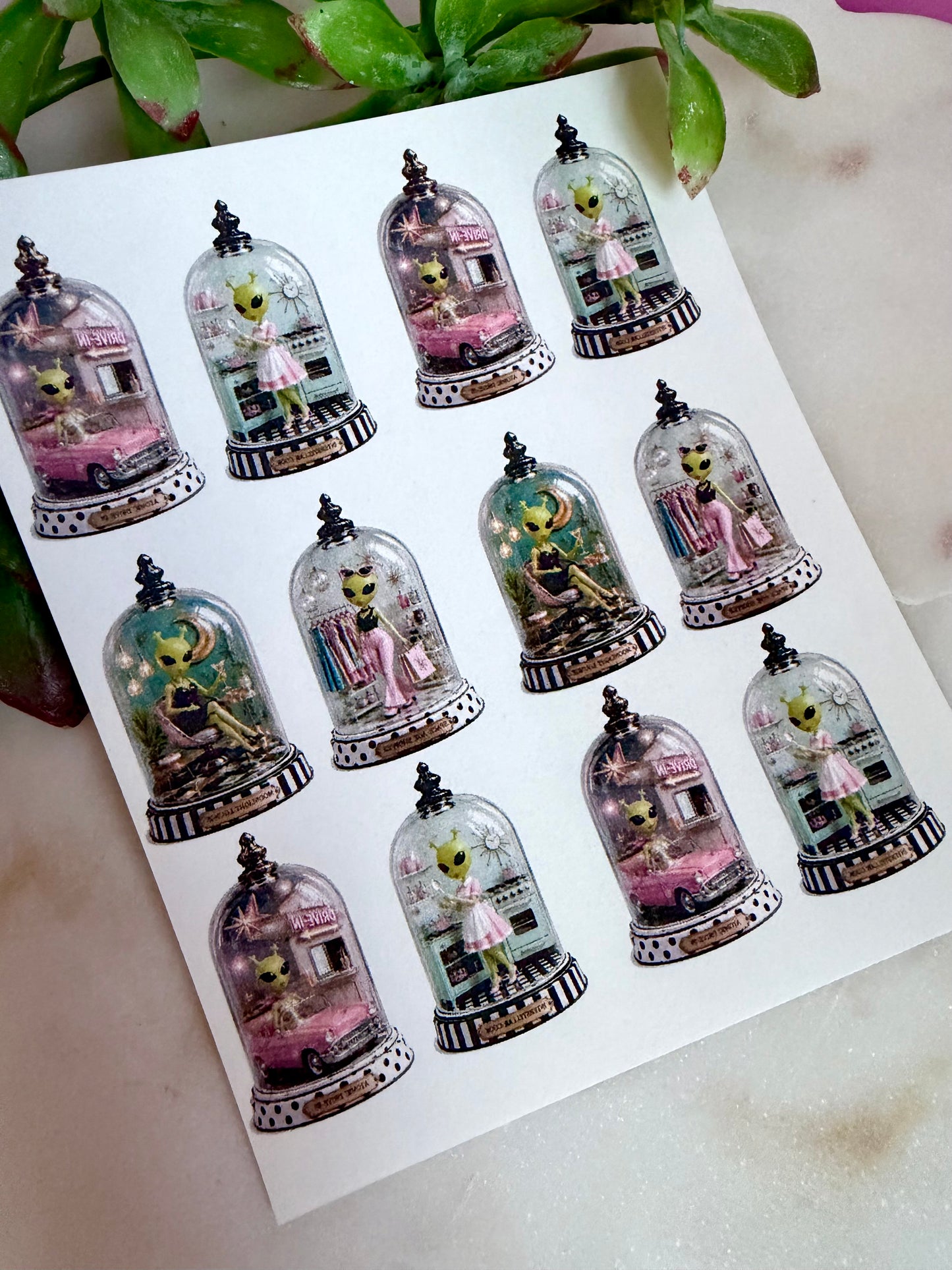 Cutie Alien Cloche Transfer Paper