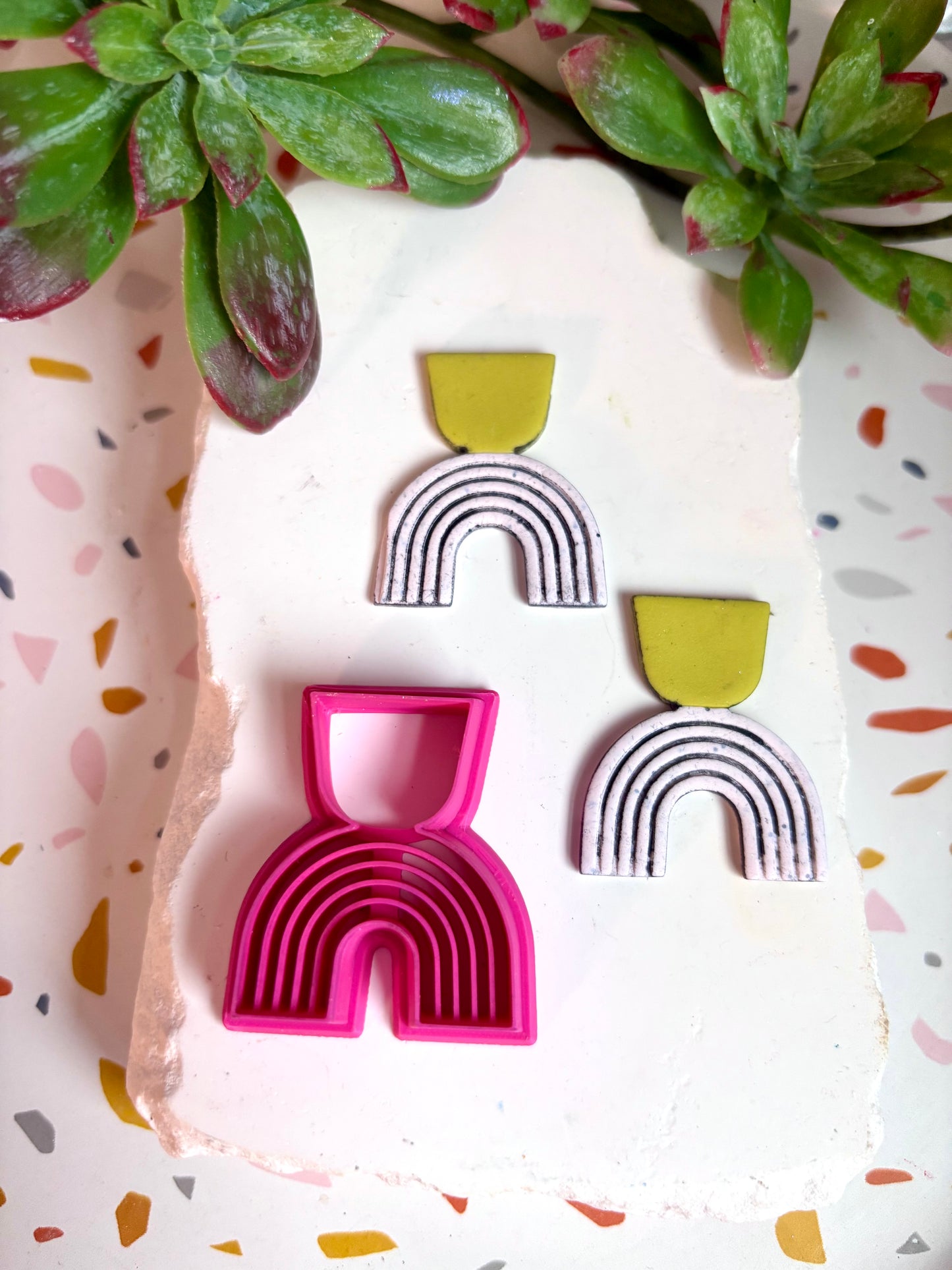 Curved Lines Vase Cutter