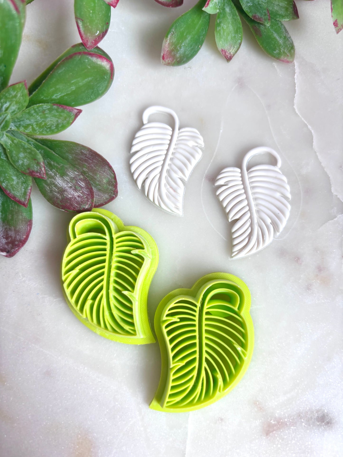 Hoop Leaf Cutter