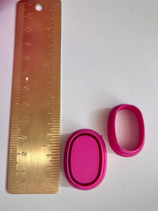 Oval Bezel Stud