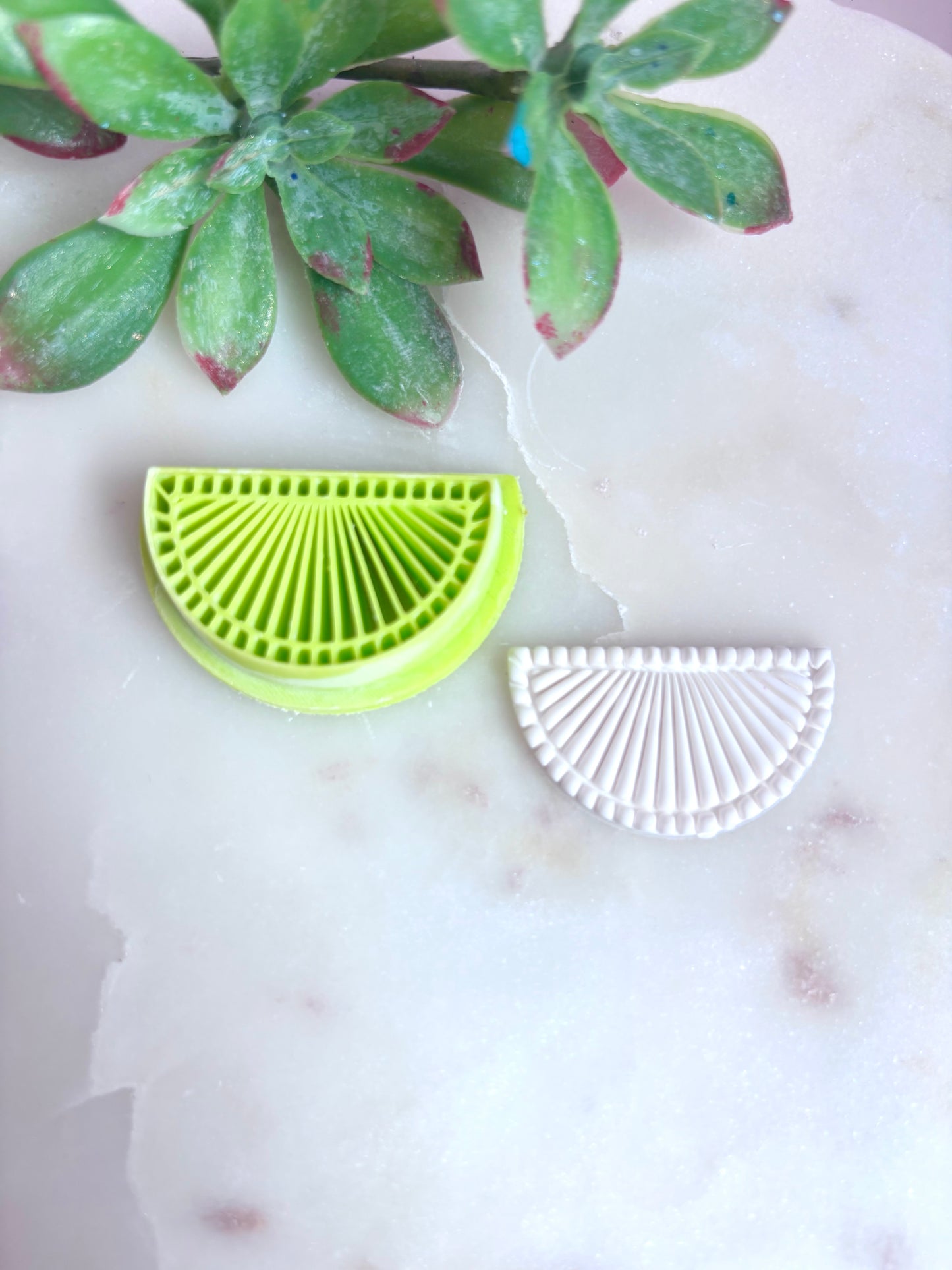 Lined Semicircle Cutter
