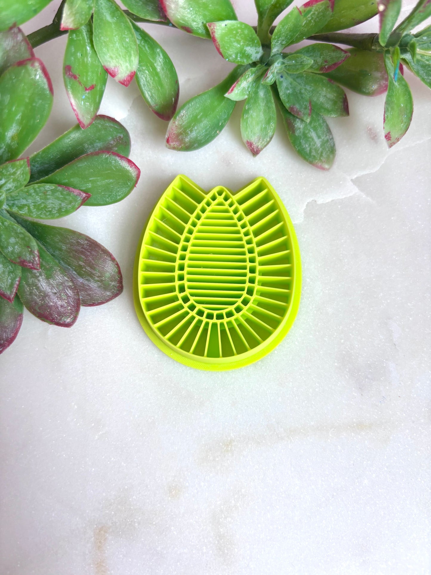 Raffia Queen Cutters