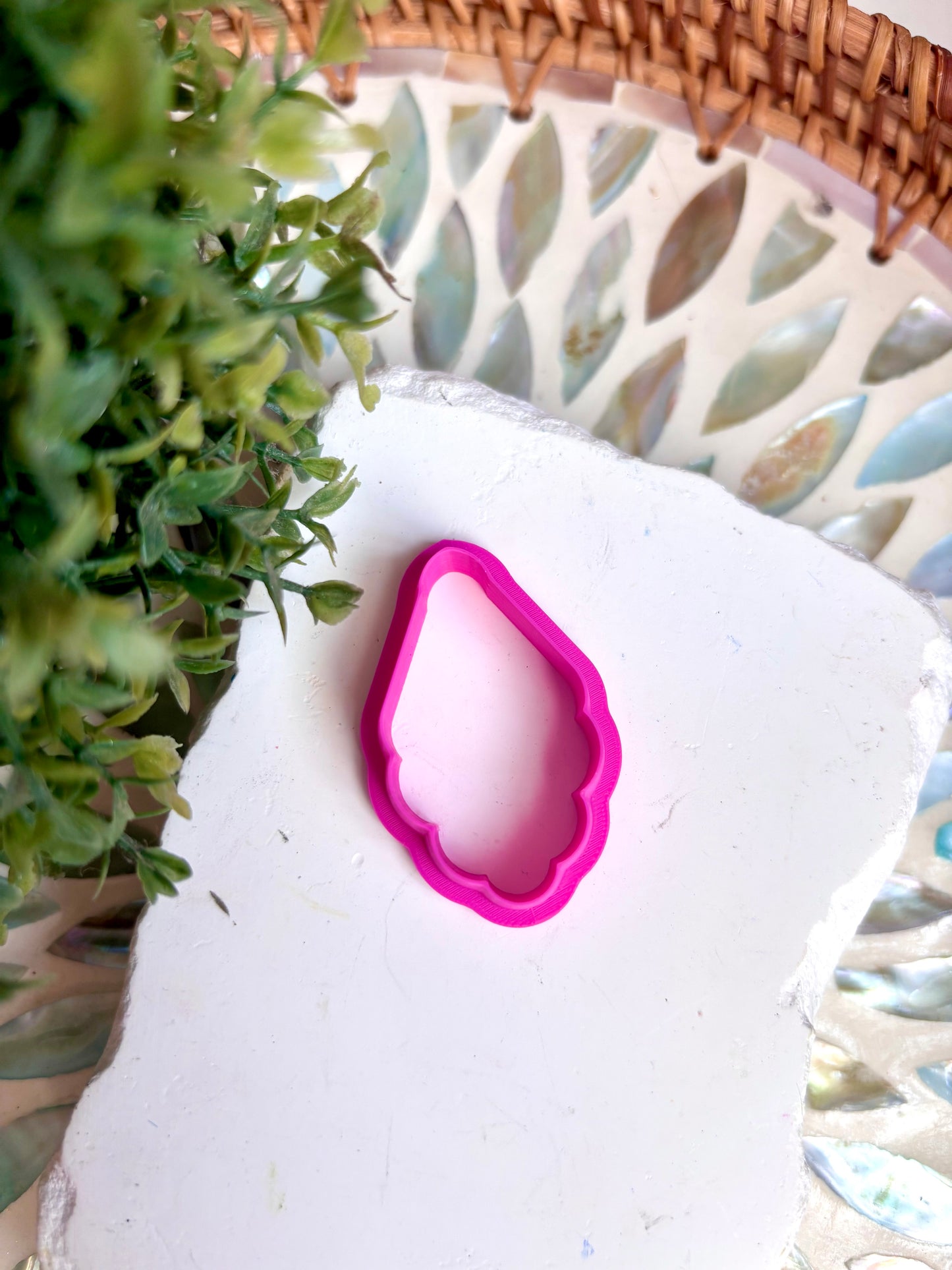 Wavy Oyster Cutter