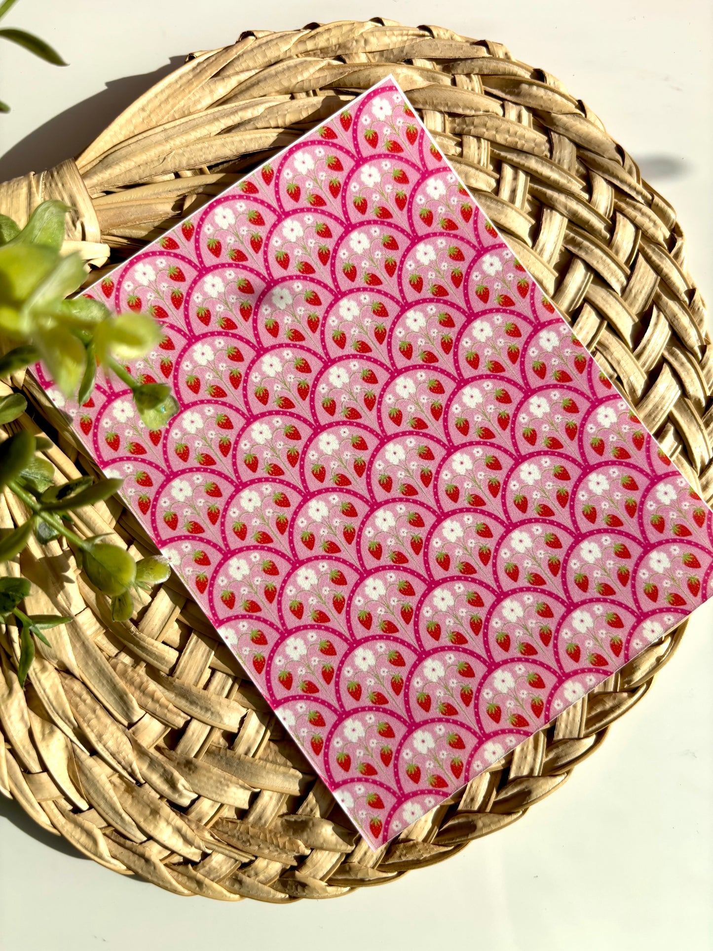 Scalloped Strawberry Transfer Paper