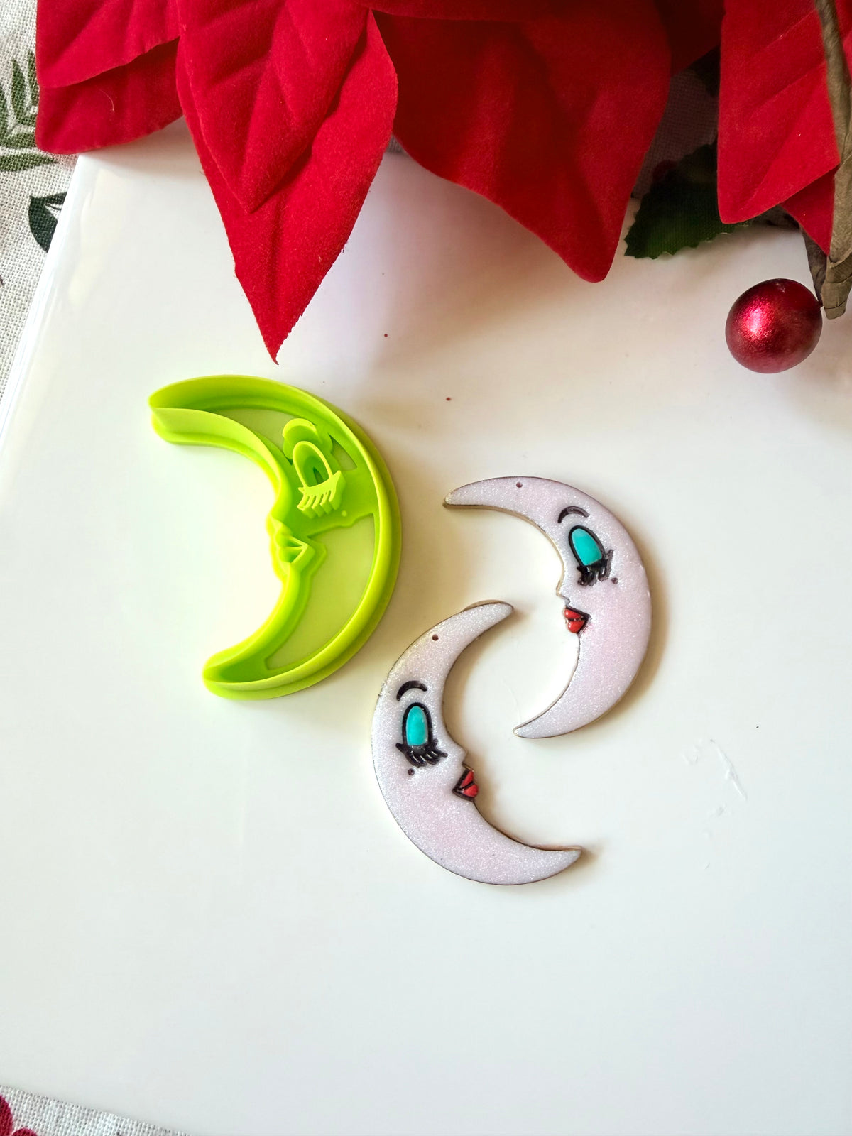Sleepy Moon Cutter